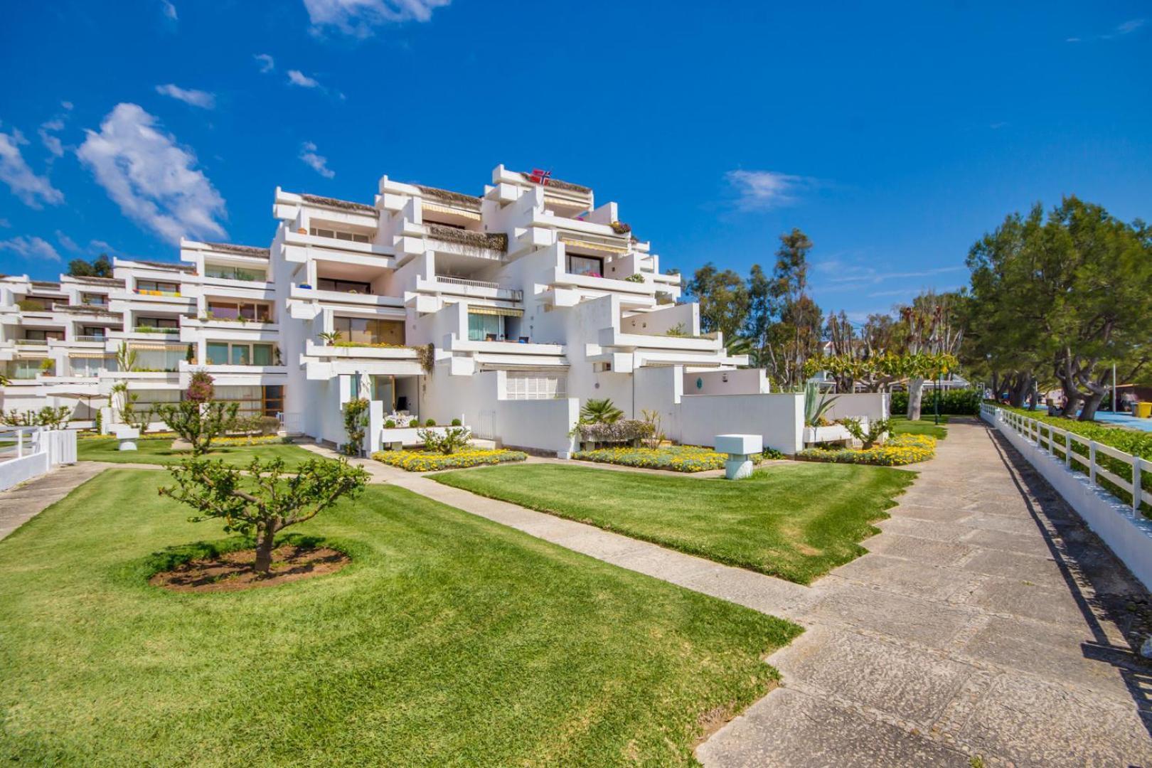 Ideal Mallorca - Bahia Blanca Apartment *